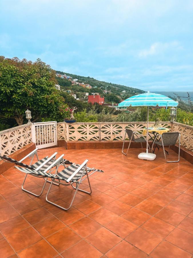 Apartment With Huge Deck Nestled In Marvelous Gardens - Nidos 라오로타바 외부 사진