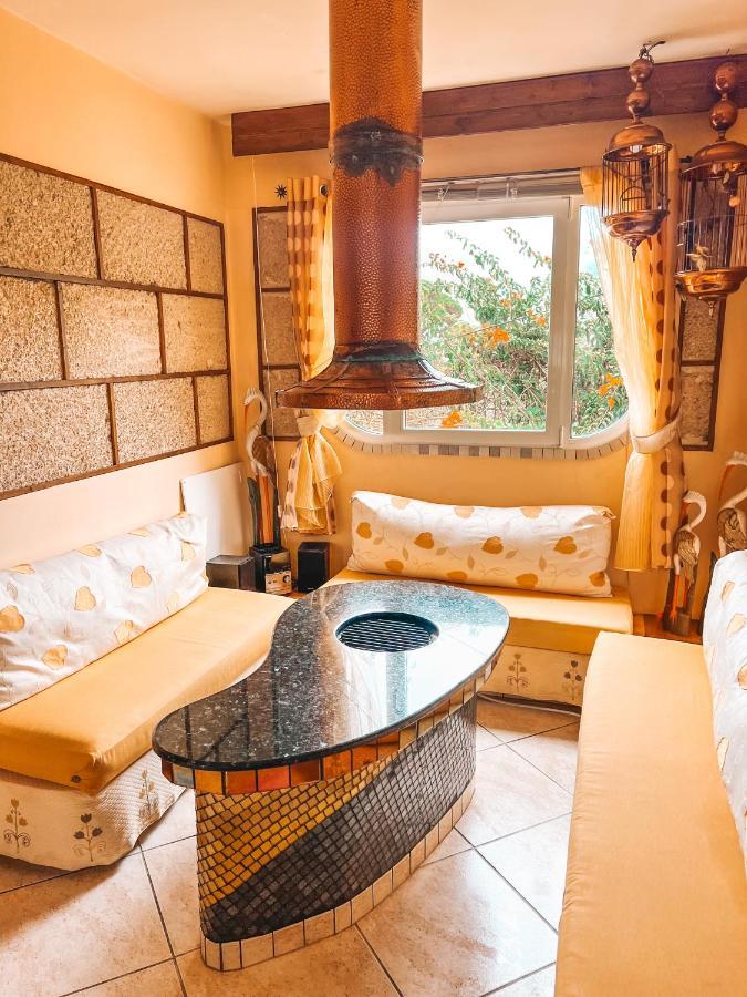 Apartment With Huge Deck Nestled In Marvelous Gardens - Nidos 라오로타바 외부 사진